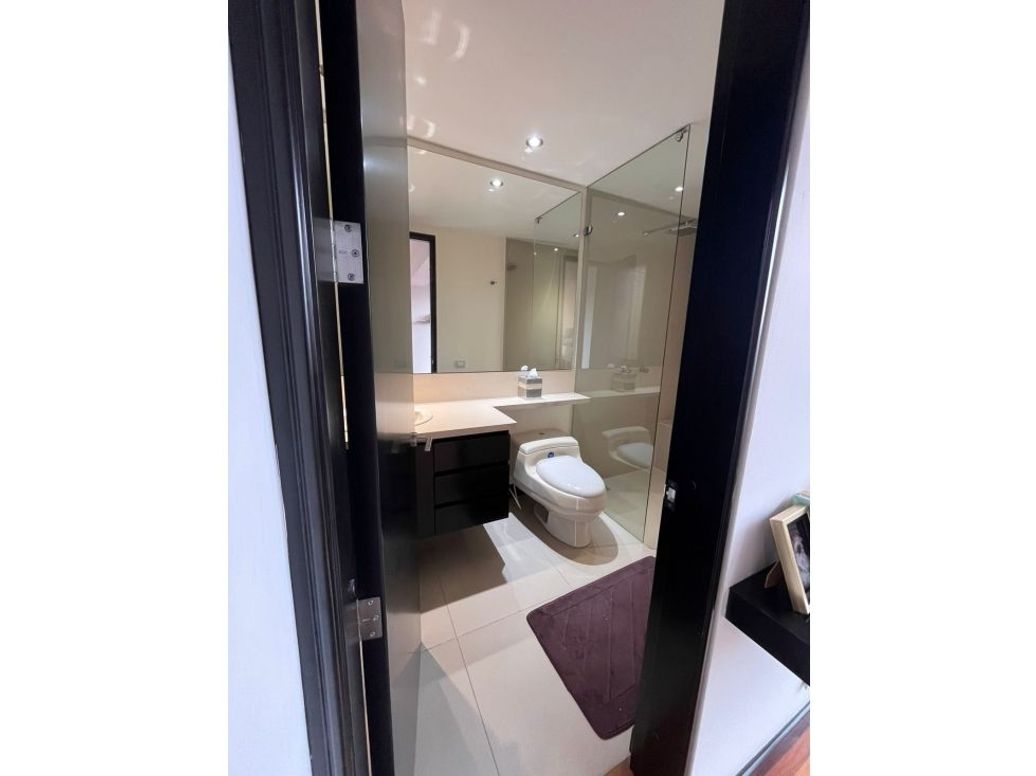 Apartamento de 5 alcobas en venta en Chicó Navarra, Bogotá, 337 m² · foto 18 de 20