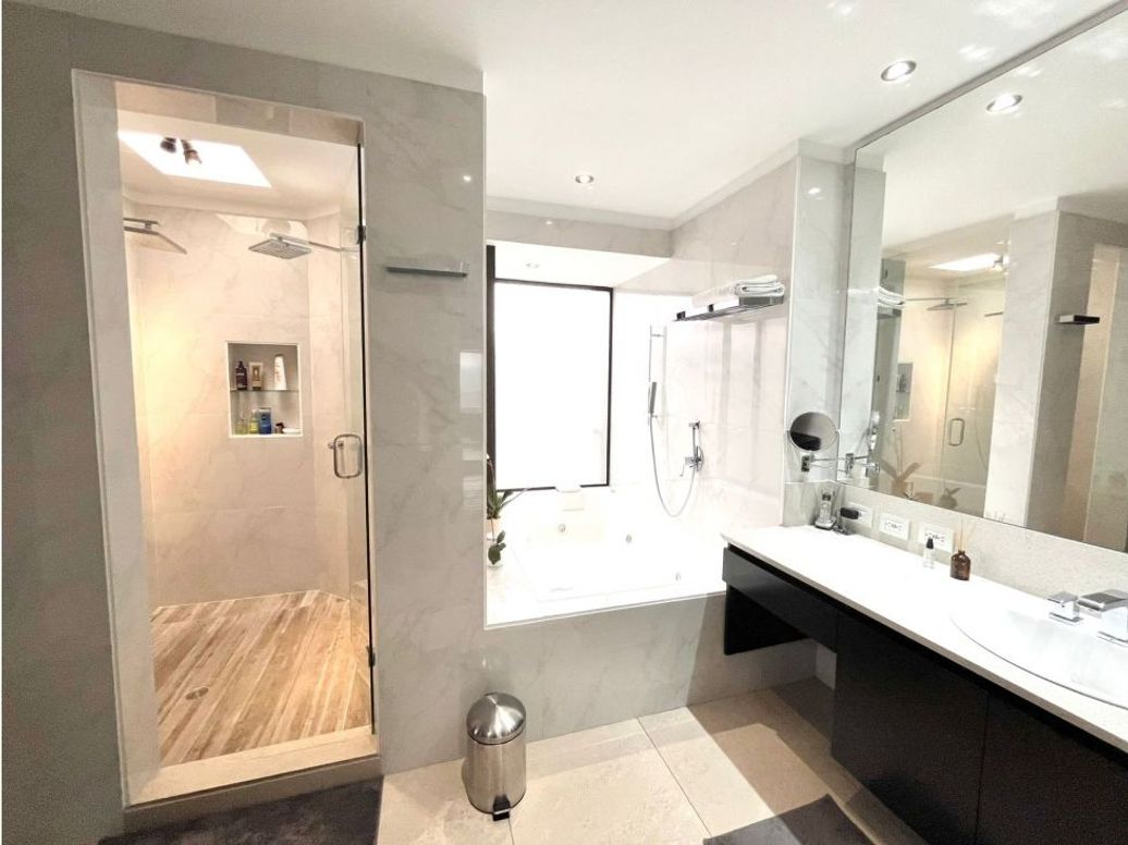 Apartamento de 5 alcobas en venta en Chicó Navarra, Bogotá, 337 m² · foto 15 de 20