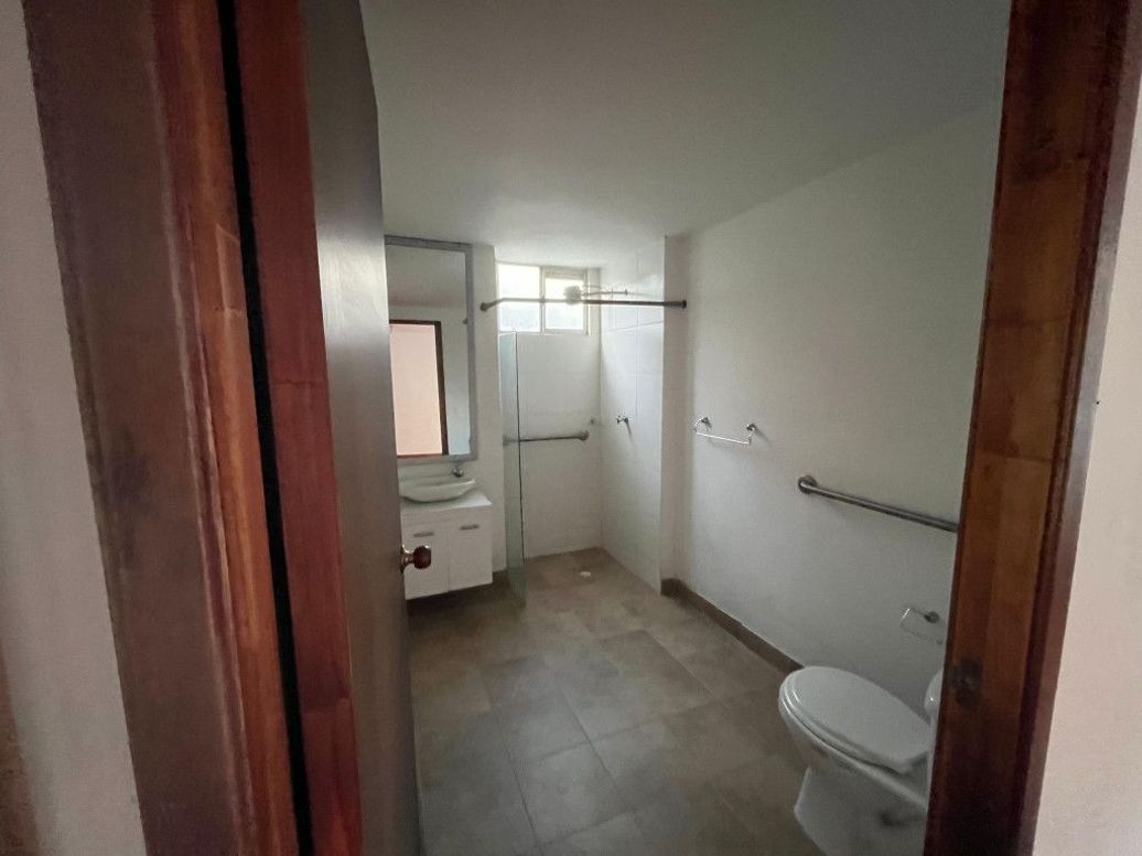 Apartamento de 2 alcobas en venta en Tuna Alta, Bogotá, 41 m² · foto 6 de 7