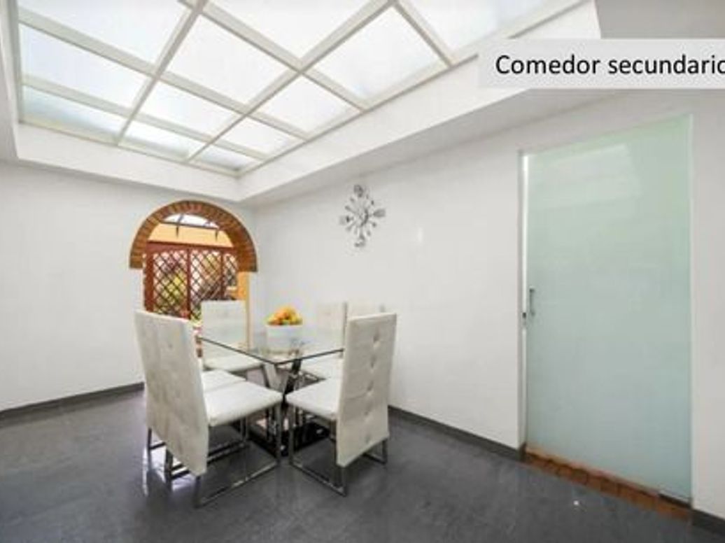 Casa de 5 alcobas en venta en Santa Barbara Alta, Bogotá, 450 m² · foto 9 de 20