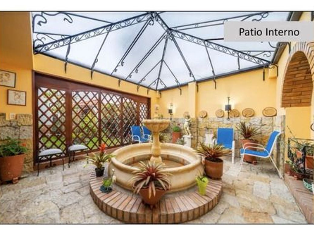 Casa de 5 alcobas en venta en Santa Barbara Alta, Bogotá, 450 m² · foto 10 de 20