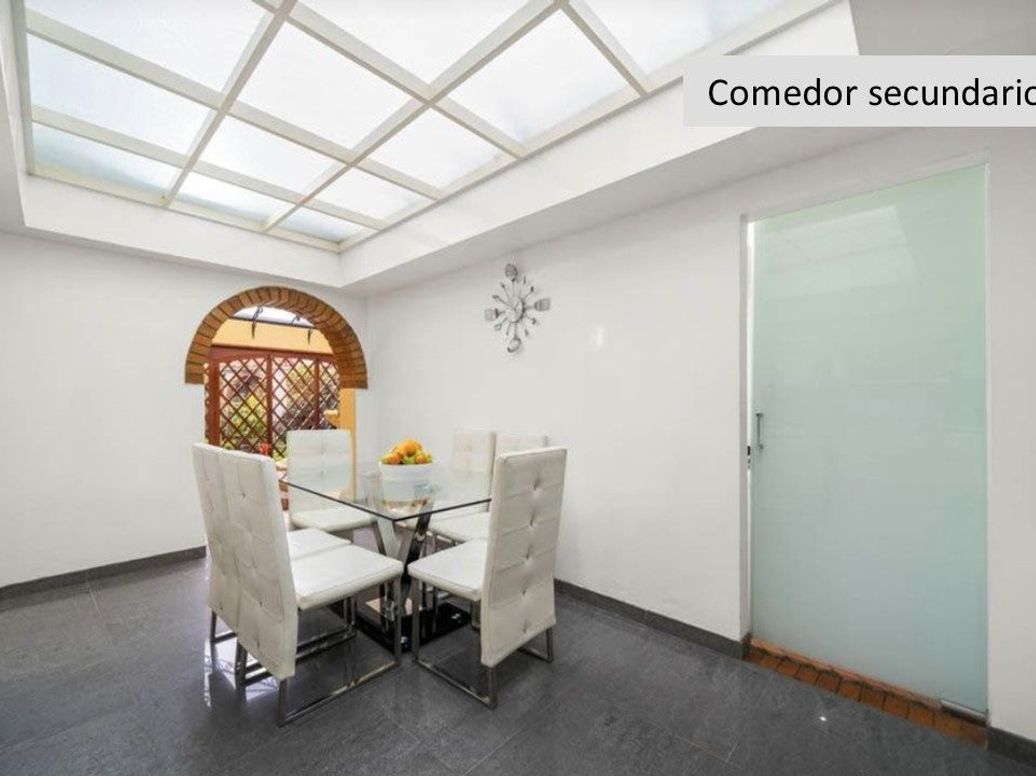 Casa de 5 alcobas en arriendo en Santa Barbara Alta, Bogotá, 450 m² · foto 6 de 15