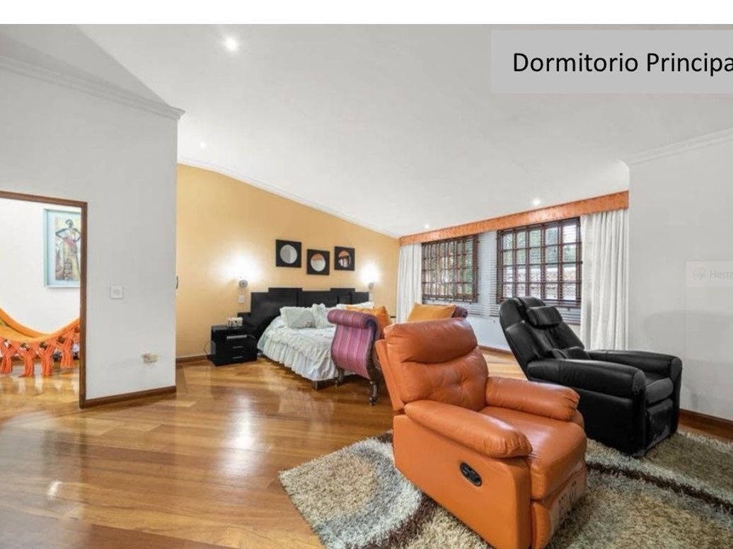 Casa de 5 alcobas en arriendo en Santa Barbara Alta, Bogotá, 450 m² · foto 8 de 15