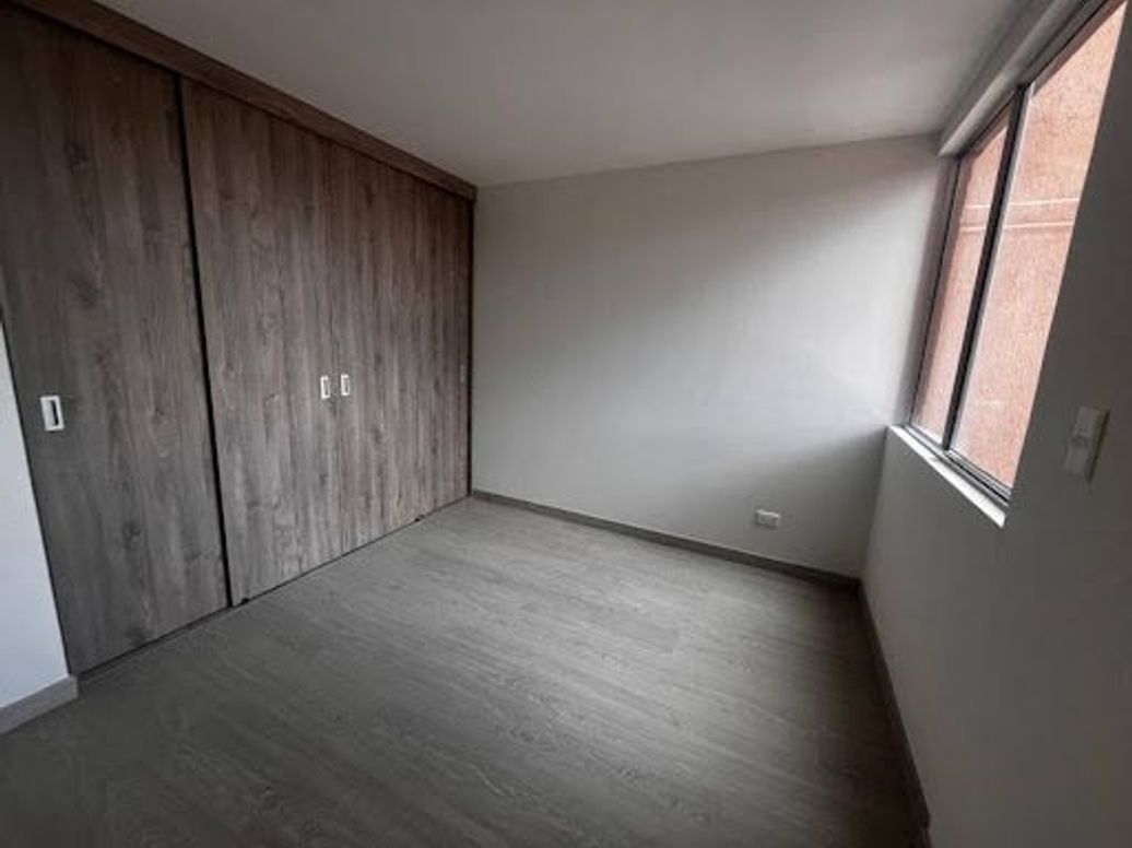 Apartamento de 2 alcobas en venta en El Liston, Bogotá, 38 m² · foto 9 de 15