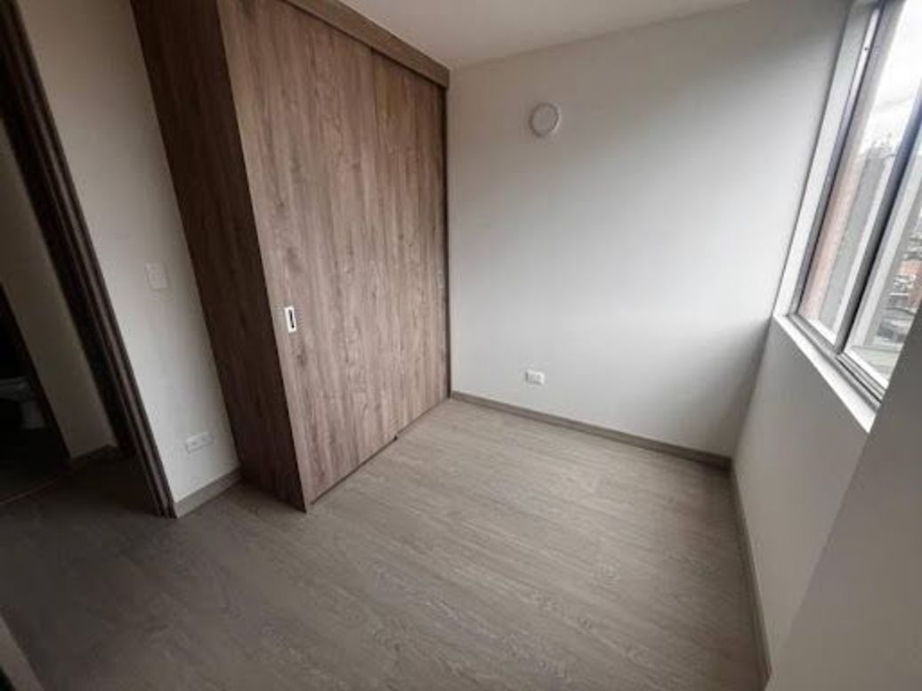 Apartamento de 2 alcobas en venta en El Liston, Bogotá, 38 m² · foto 8 de 15