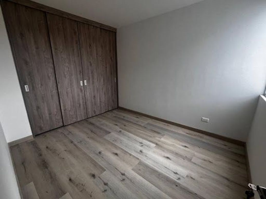 Apartamento en venta en El Liston, Bogotá · foto 10 de 17