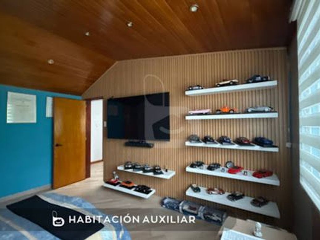 Casa de 4 alcobas en venta en Suba Centro, Bogotá, 175 m² · foto 7 de 14