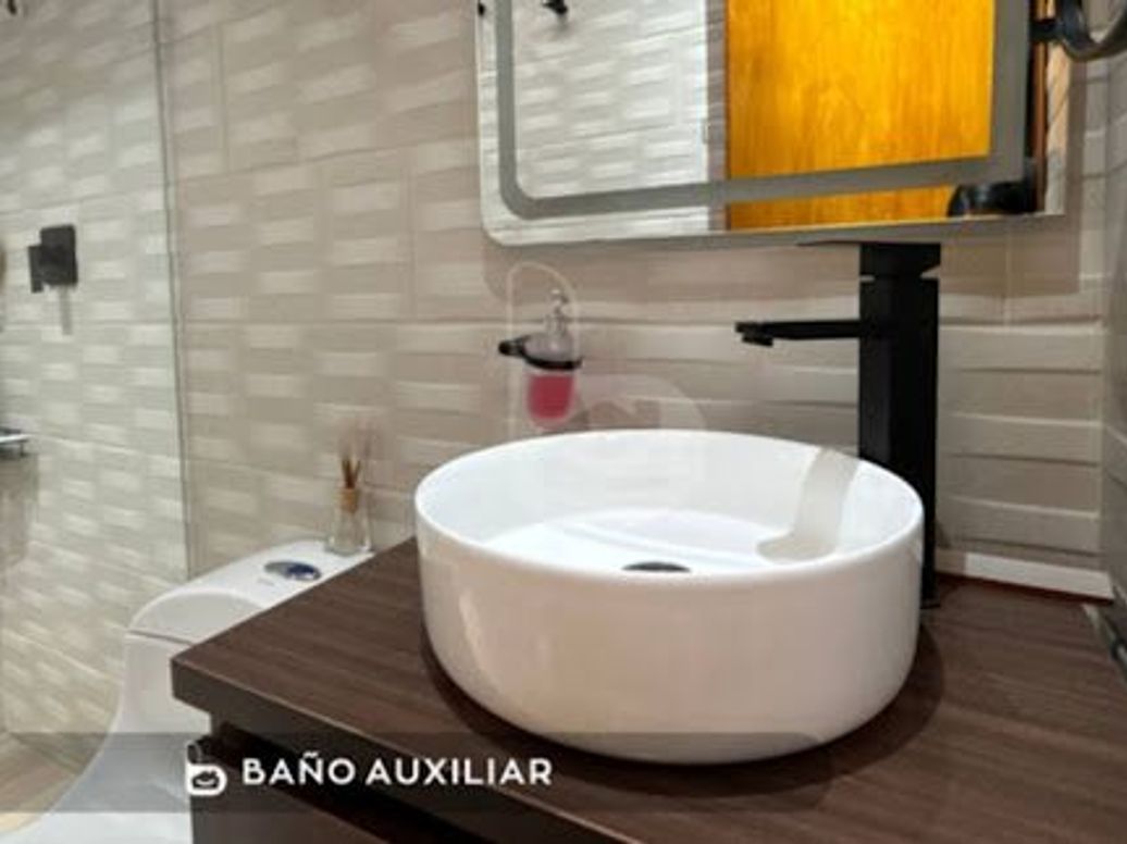 Casa de 4 alcobas en venta en Suba Centro, Bogotá, 175 m² · foto 2 de 14