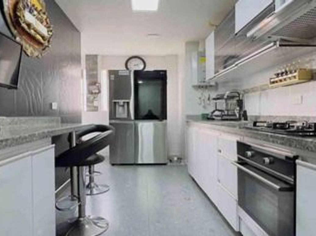Apartamento de 3 alcobas en venta en Cantalejo, Bogotá, 157 m² · foto 7 de 11