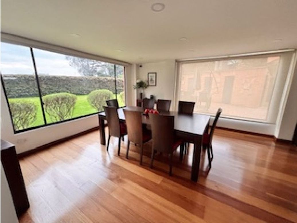 Casa de 5 alcobas en venta en Guaymaral, Bogotá, 440 m² · foto 5 de 20