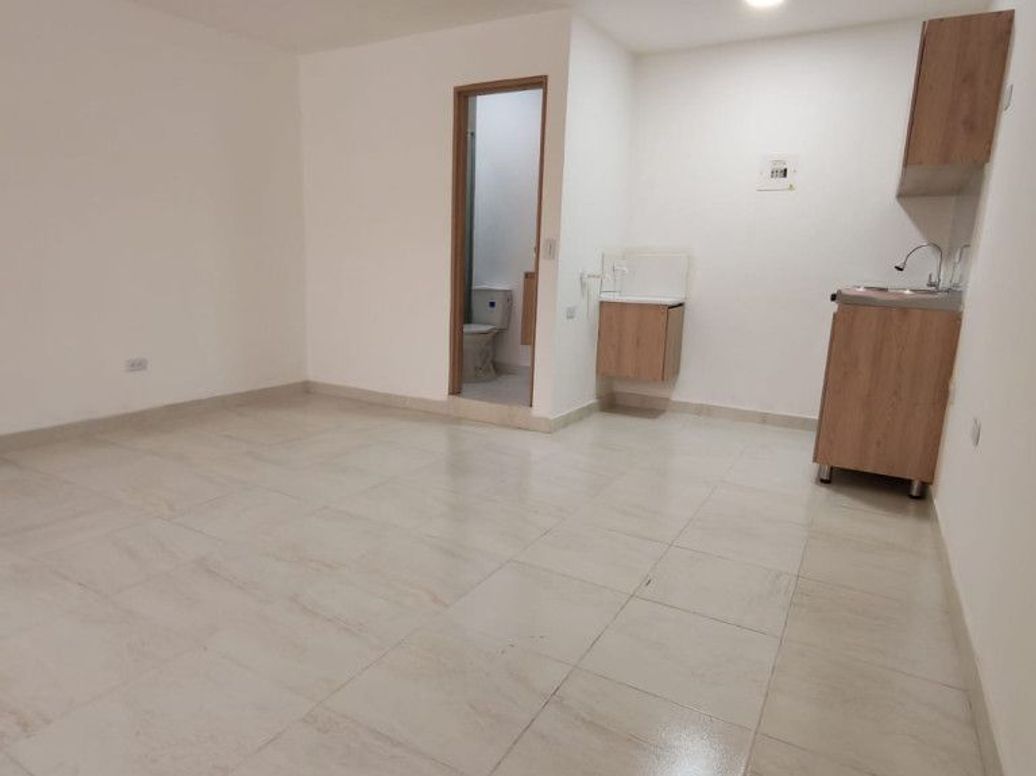 Casa de 8 alcobas en venta en Super Manzana 12, Bogotá · foto 16 de 18