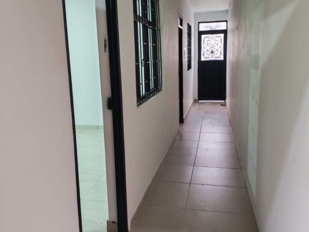 Casa de 8 alcobas en venta en Super Manzana 12, Bogotá · foto 5 de 18