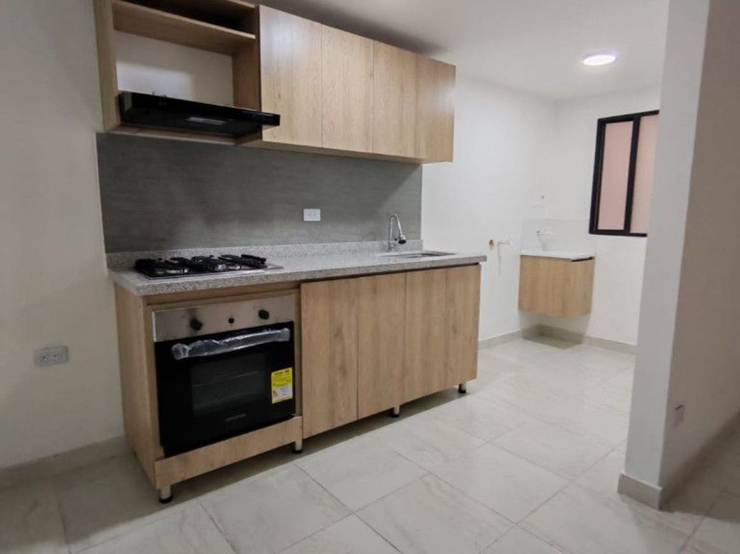 Casa de 8 alcobas en venta en Super Manzana 12, Bogotá · foto 14 de 18