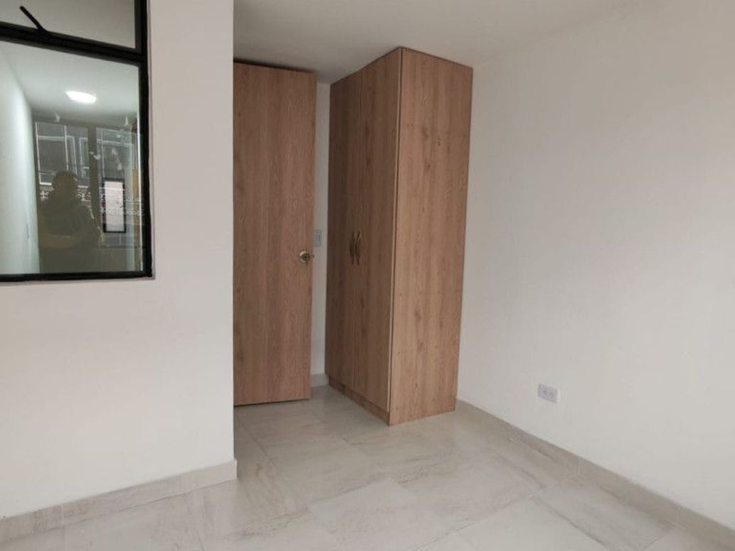 Casa de 8 alcobas en venta en Super Manzana 12, Bogotá · foto 17 de 18