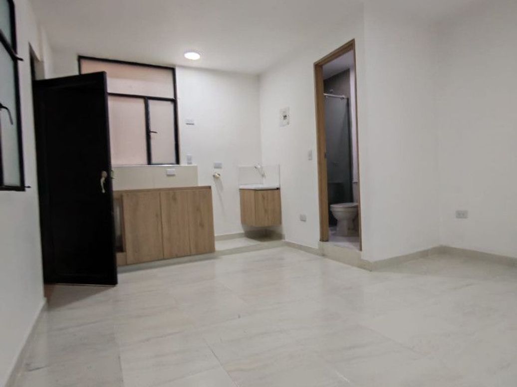 Casa de 8 alcobas en venta en Super Manzana 12, Bogotá · foto 6 de 18