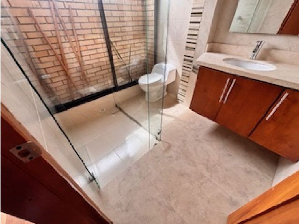 Casa de 7 alcobas en venta en Guaymaral, Bogotá, 515 m² · foto 20 de 20