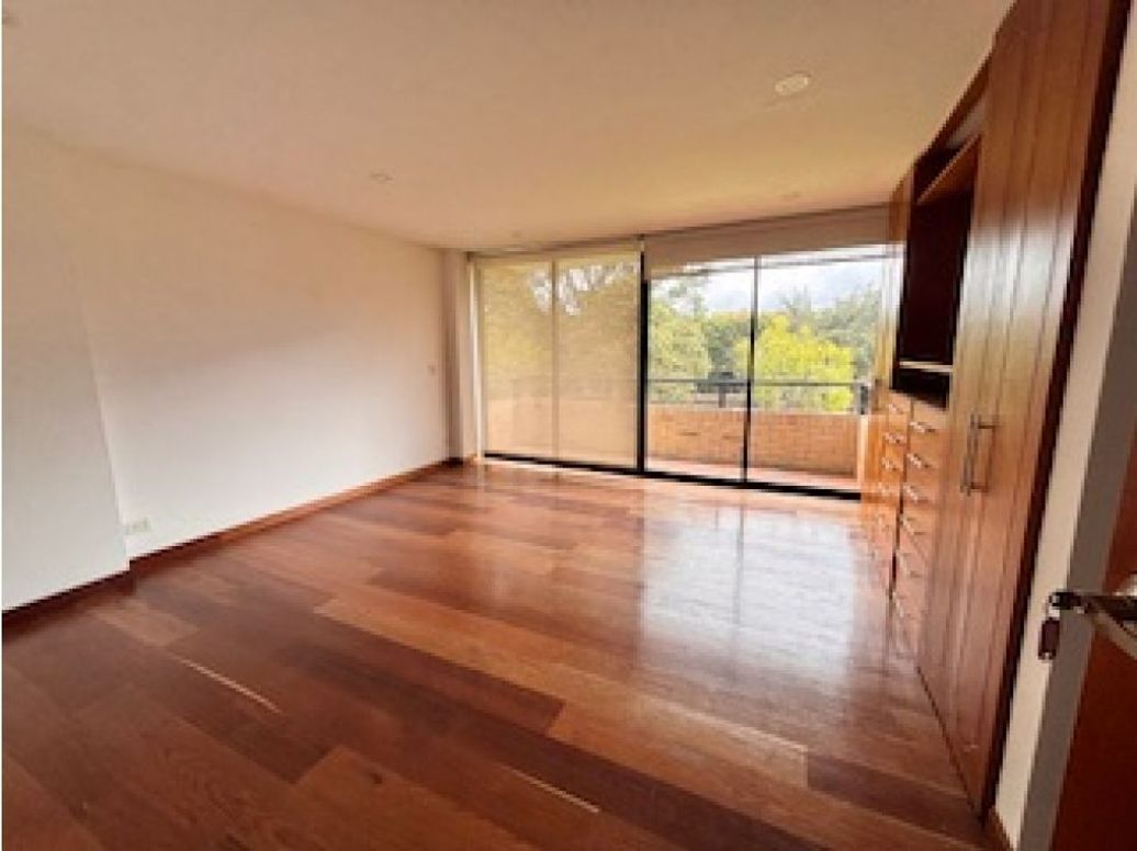 Casa de 7 alcobas en venta en Guaymaral, Bogotá, 515 m² · foto 14 de 20