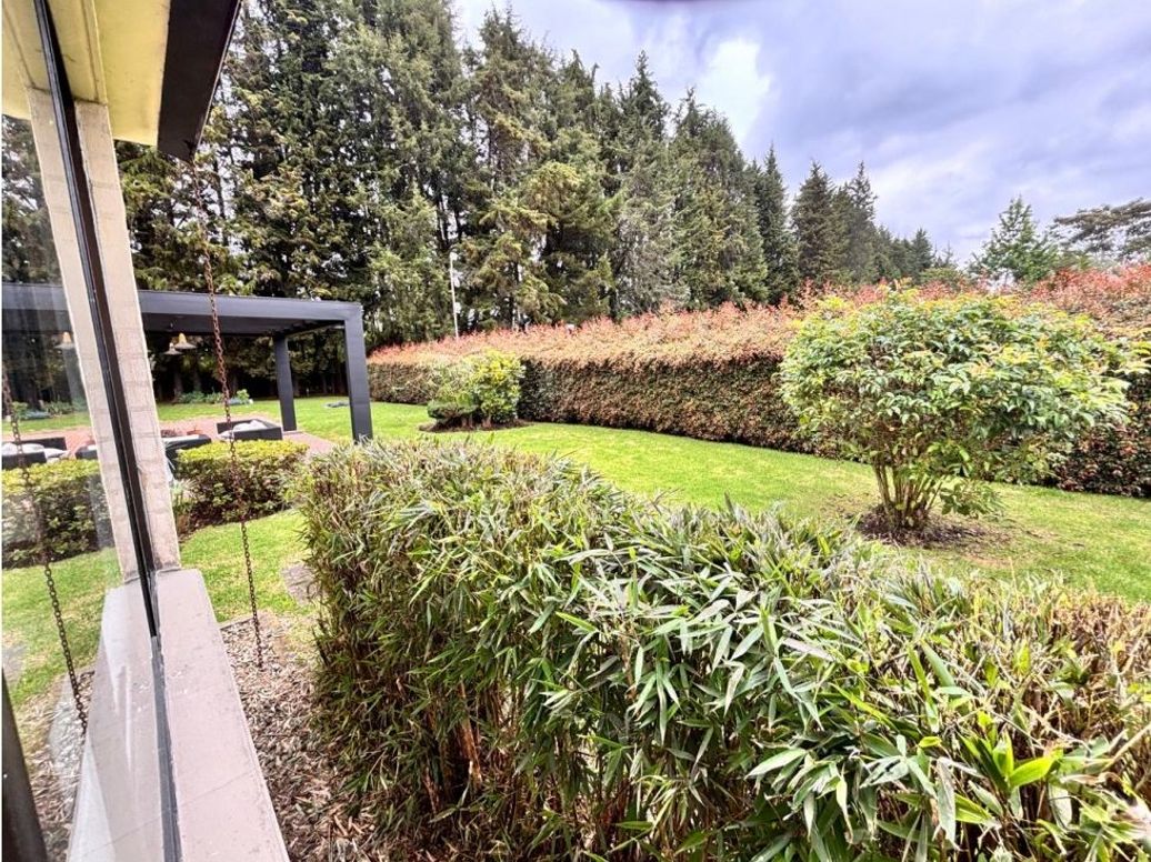 Casa de 4 alcobas en venta en Guaymaral, Bogotá, 312 m² · foto 3 de 18