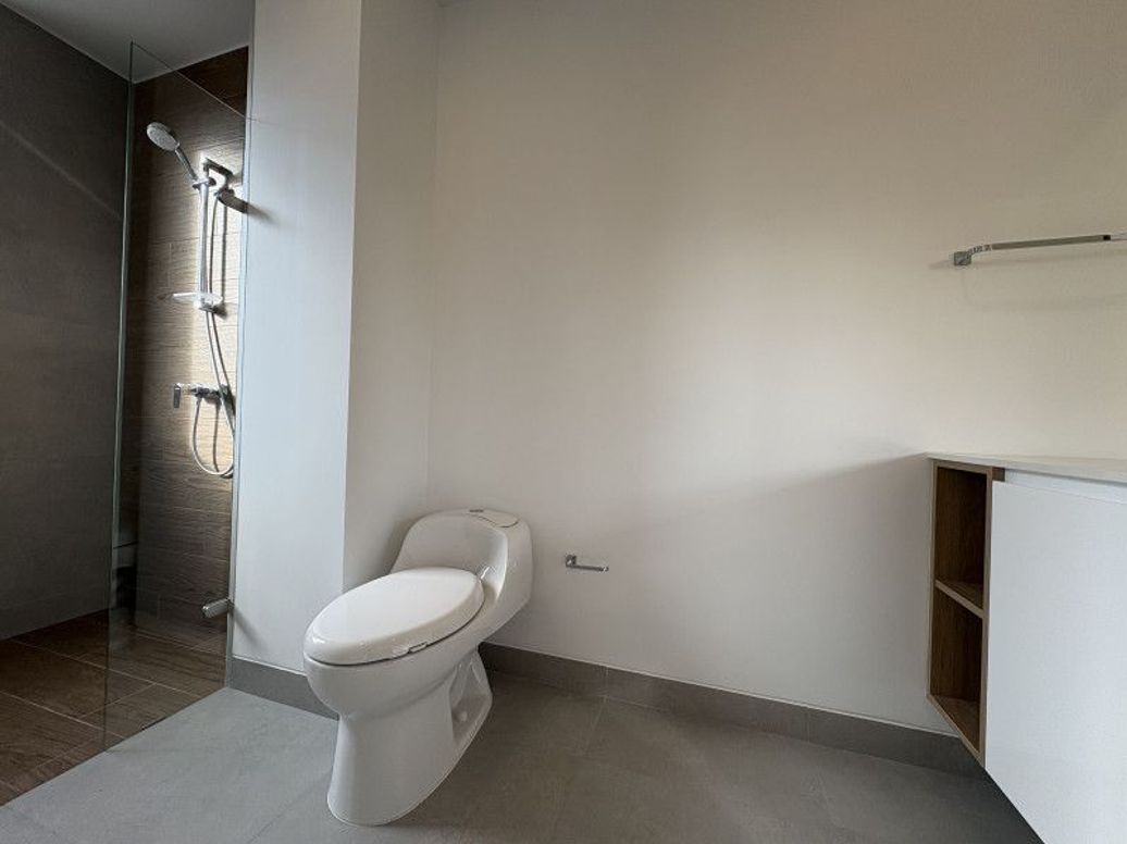 Apartamento de 1 alcoba en venta en El Retiro, Bogotá, 73 m² · foto 8 de 15