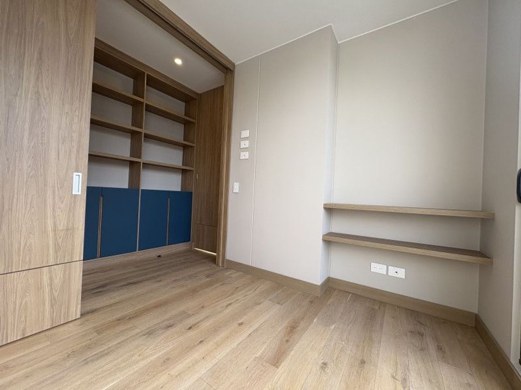 Apartamento de 1 alcoba en venta en El Retiro, Bogotá, 73 m² · foto 7 de 15