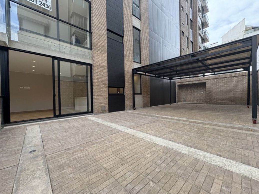 Apartamento de 2 alcobas en venta en El Retiro, Bogotá, 89 m² · foto 3 de 17
