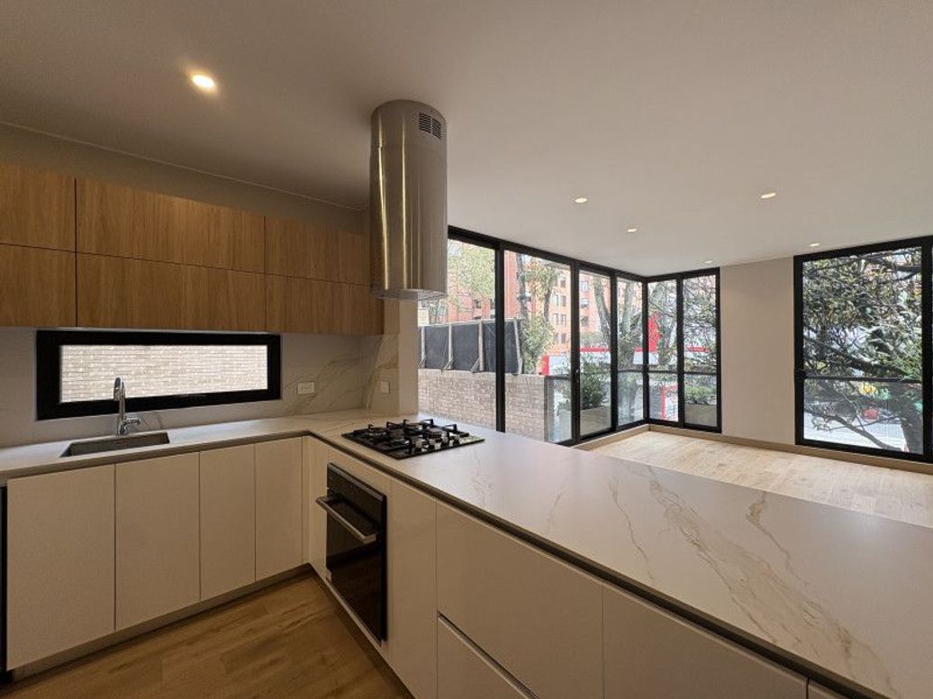 Apartamento de 2 alcobas en venta en El Retiro, Bogotá, 89 m² · foto 5 de 17