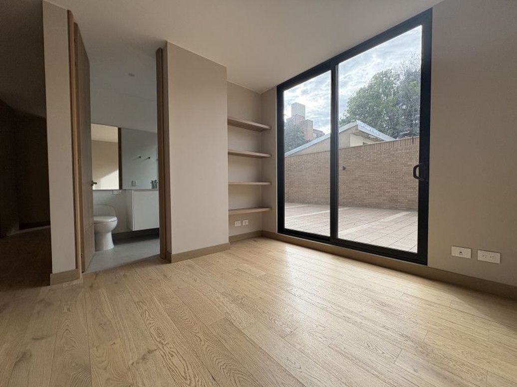 Apartamento de 2 alcobas en venta en El Retiro, Bogotá, 89 m² · foto 9 de 17