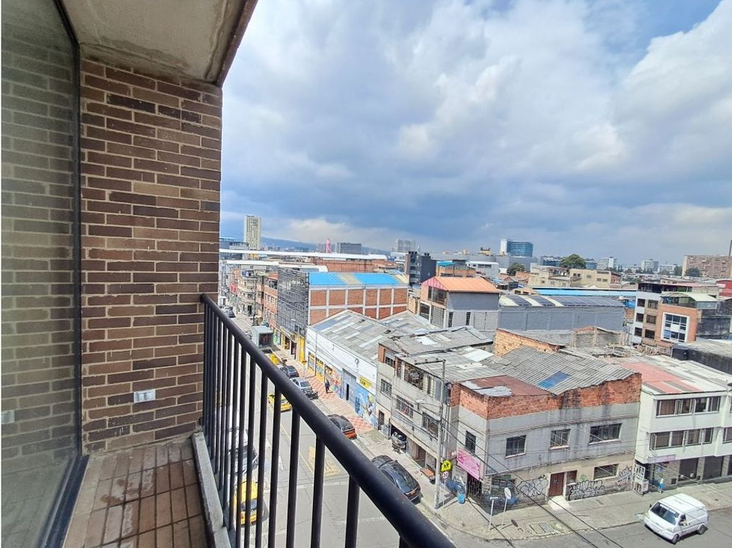Apartamento de 3 alcobas en venta en Samper Mendoza, Bogotá, 66 m² · foto 8 de 20