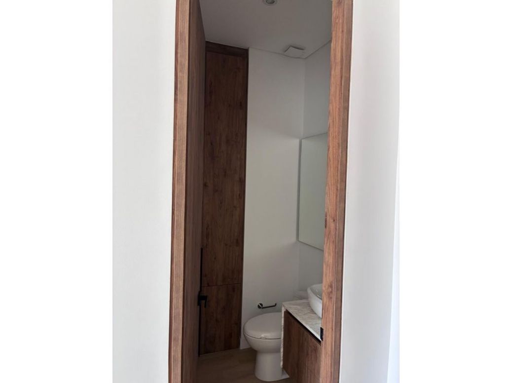 Apartamento de 3 alcobas en venta en Chicó Navarra, Bogotá, 172 m² · foto 11 de 20
