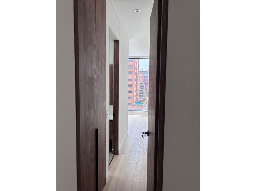 Apartamento de 3 alcobas en venta en Chicó Navarra, Bogotá, 172 m² · foto 12 de 20