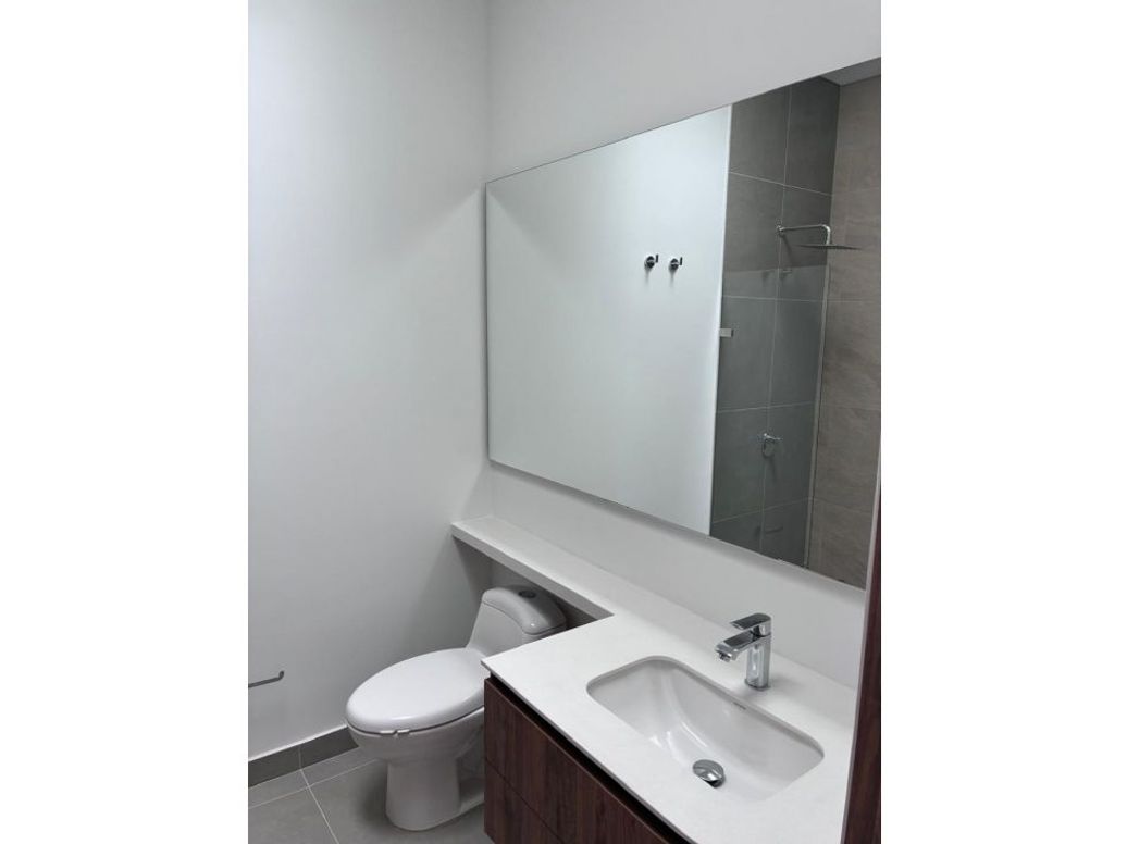 Apartamento de 3 alcobas en venta en Chicó Navarra, Bogotá, 172 m² · foto 19 de 20
