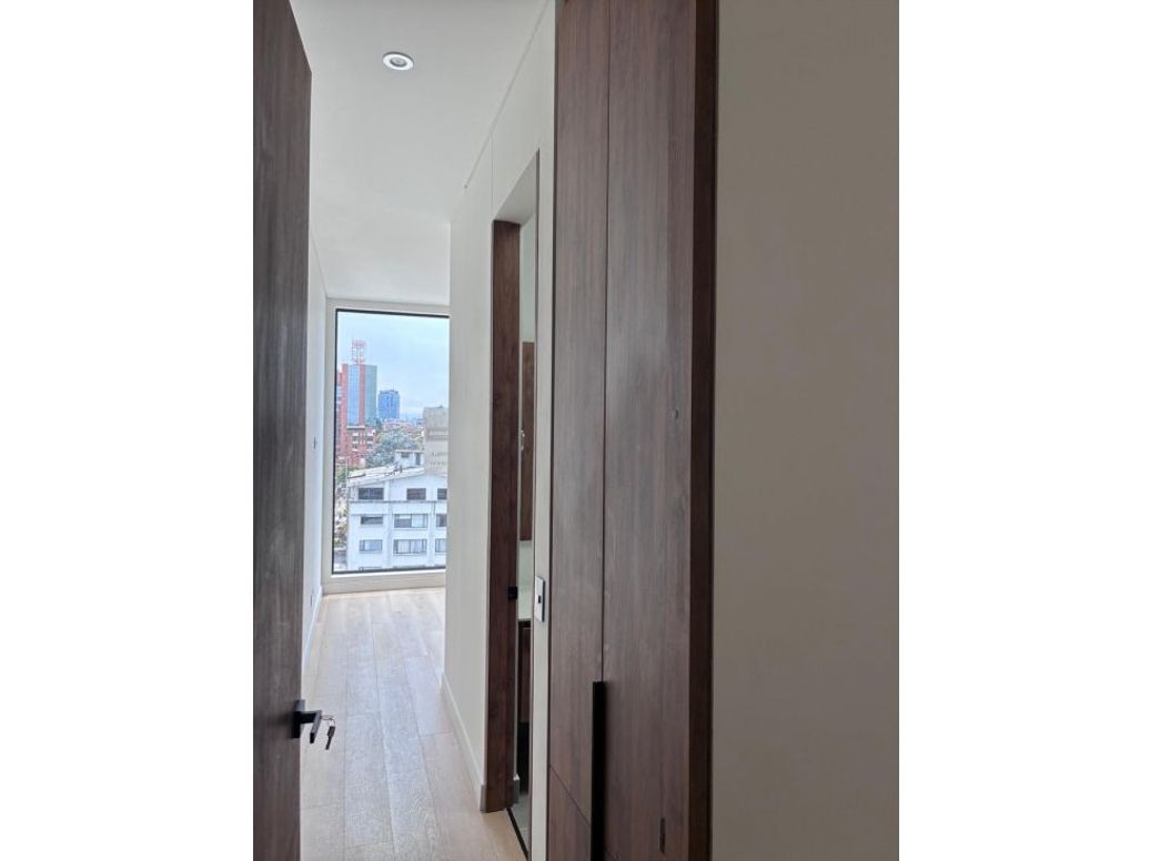 Apartamento de 3 alcobas en venta en Chicó Navarra, Bogotá, 172 m² · foto 10 de 20