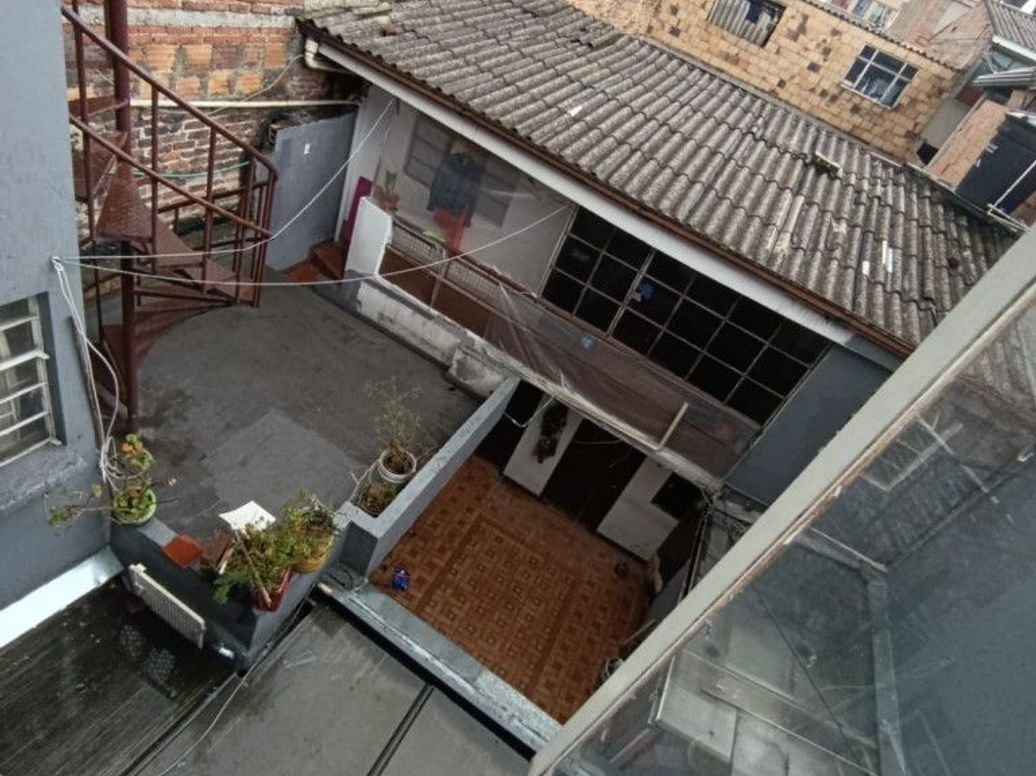 Casa de 5 alcobas en venta en Bellavista Occidental, Bogotá, 300 m² · foto 18 de 18