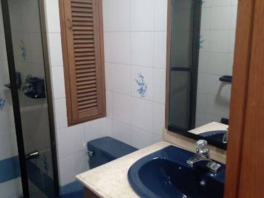 Apartamento de 2 alcobas en venta en Chicó Navarra, Bogotá, 63 m² · foto 12 de 13
