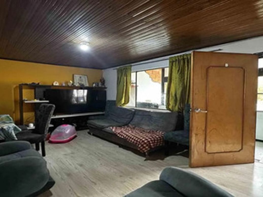 Casa de 5 alcobas en venta en Versalles, Bogotá, 350 m² · foto 12 de 13