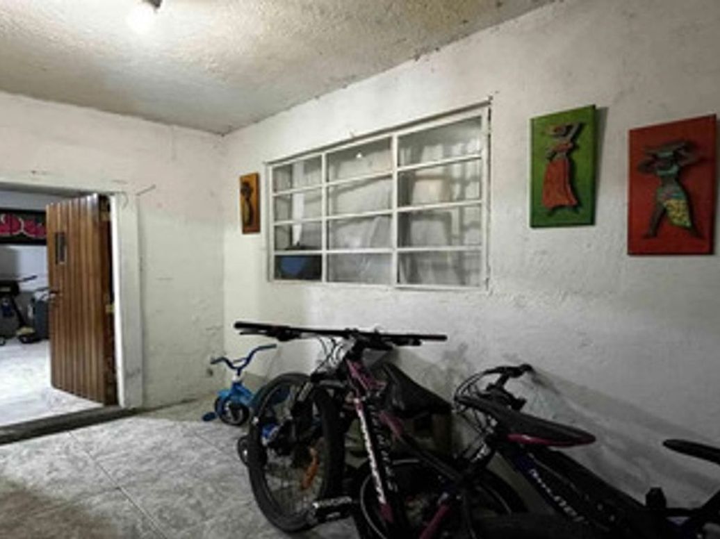 Casa de 5 alcobas en venta en Versalles, Bogotá, 350 m² · foto 5 de 13