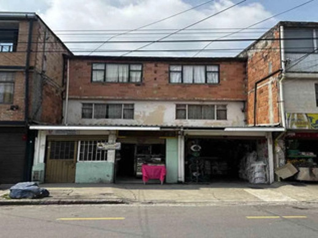 Casa de 5 alcobas en venta en Versalles, Bogotá, 350 m² · foto 2 de 13