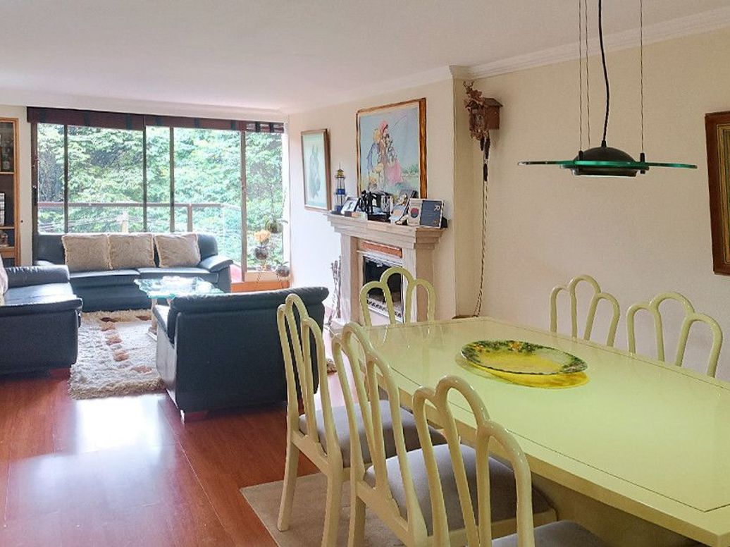 Apartamento de 3 alcobas en venta en Club De Los Lagartos, Bogotá, 154 m² · foto 2 de 20