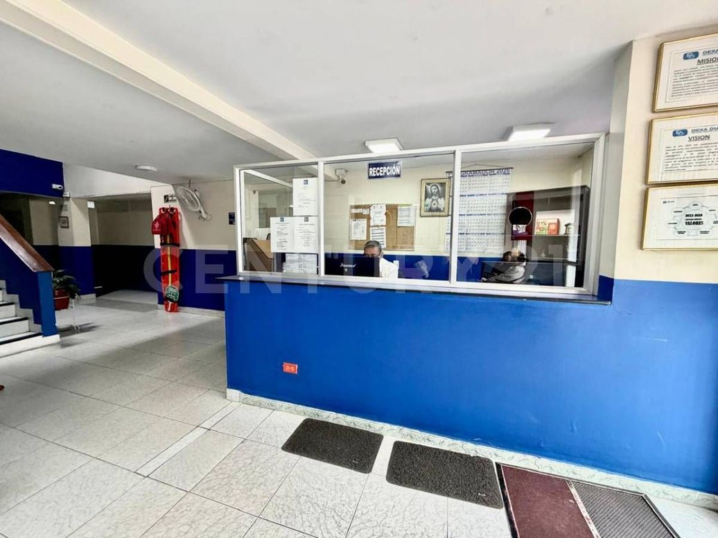 Casa de 7 alcobas en venta en Lago Gaitán El Lago, Bogotá, 321 m² · foto 2 de 20