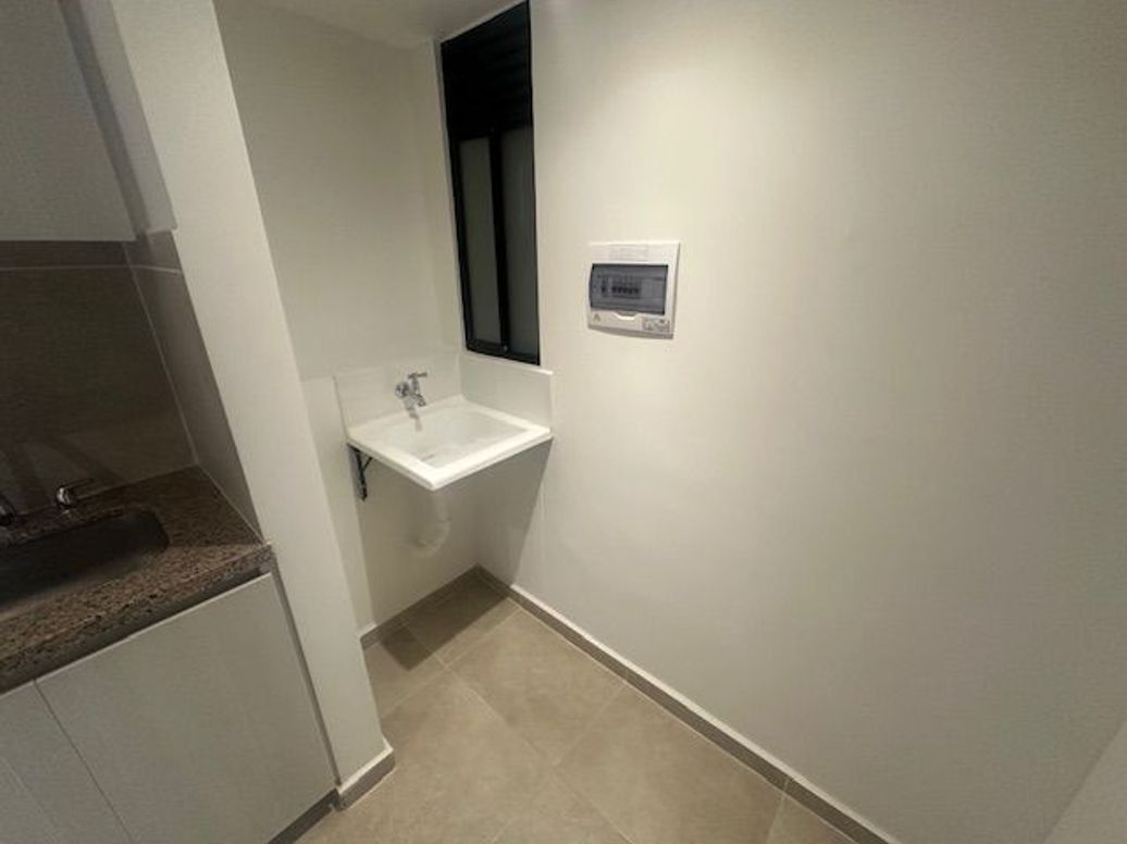 Apartamento de 2 alcobas en venta en El Redil, Bogotá, 64 m² · foto 6 de 20