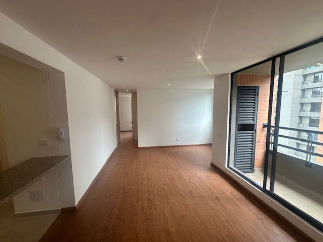 Apartamento de 2 alcobas en venta en El Redil, Bogotá, 64 m² · foto 9 de 20