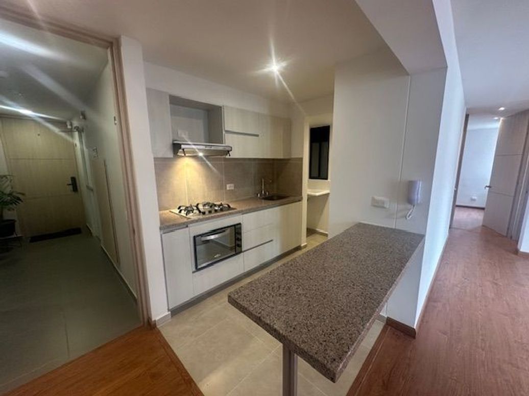 Apartamento de 2 alcobas en venta en El Redil, Bogotá, 64 m² · foto 7 de 20