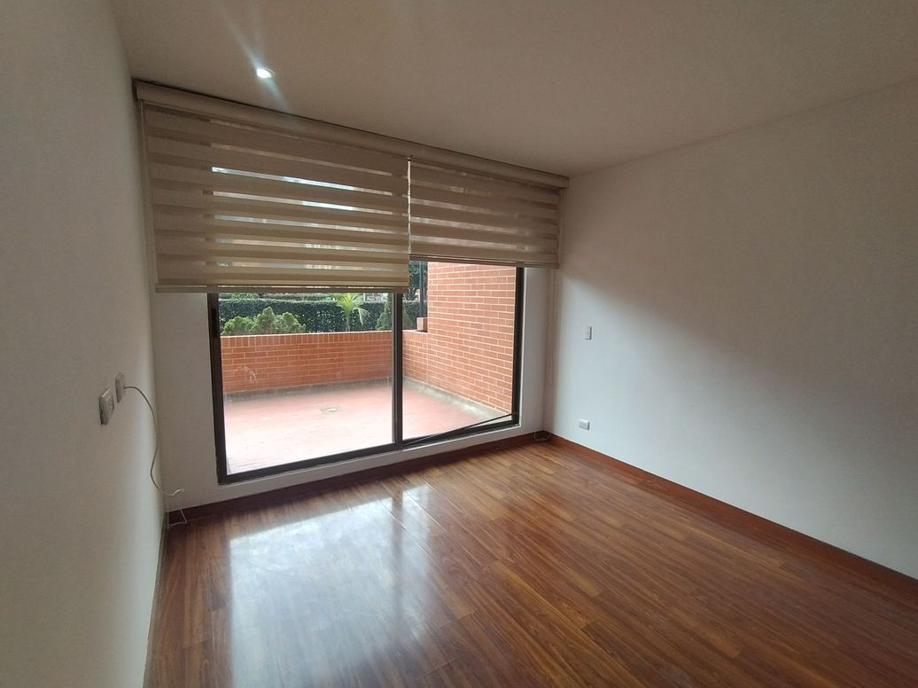 Apartamento de 3 alcobas en venta en El Plan, Bogotá, 92 m² · foto 8 de 20