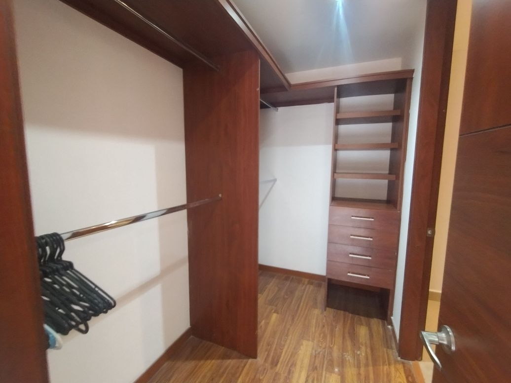Apartamento de 3 alcobas en venta en El Plan, Bogotá, 92 m² · foto 12 de 20