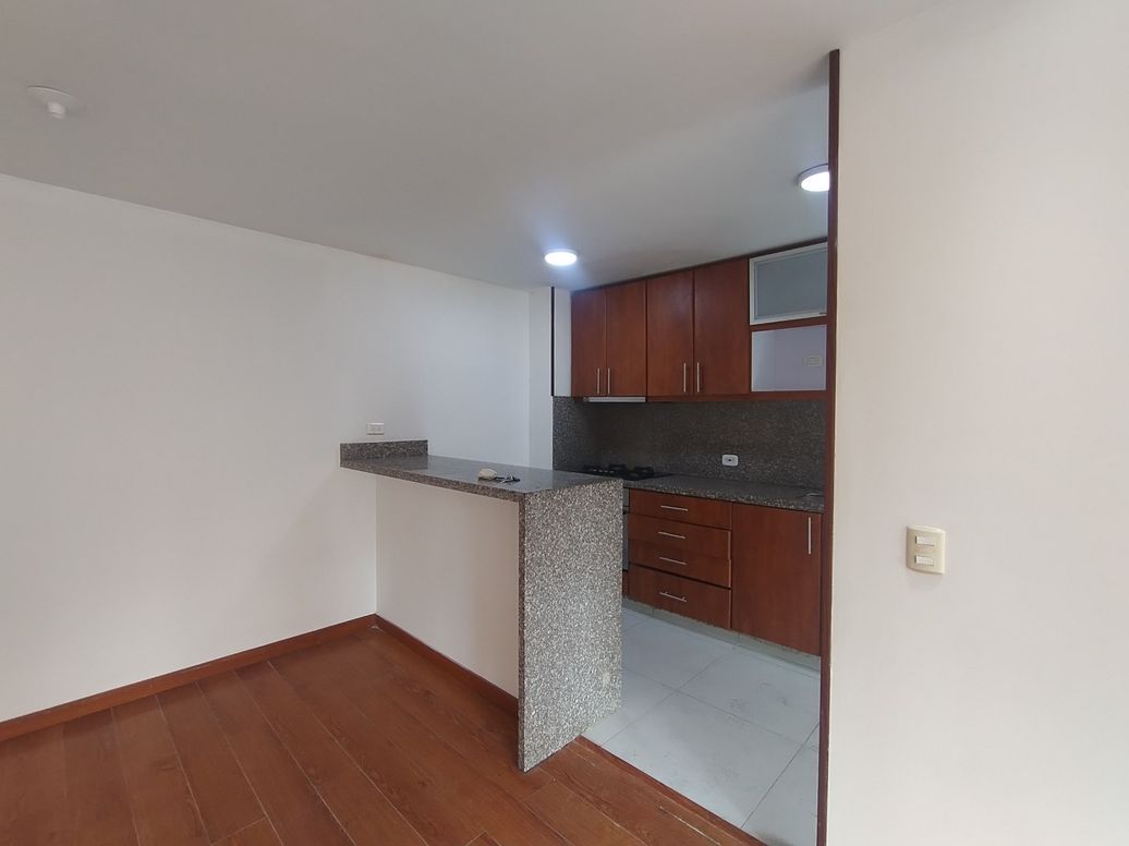 Apartamento de 3 alcobas en venta en El Plan, Bogotá, 92 m² · foto 4 de 20