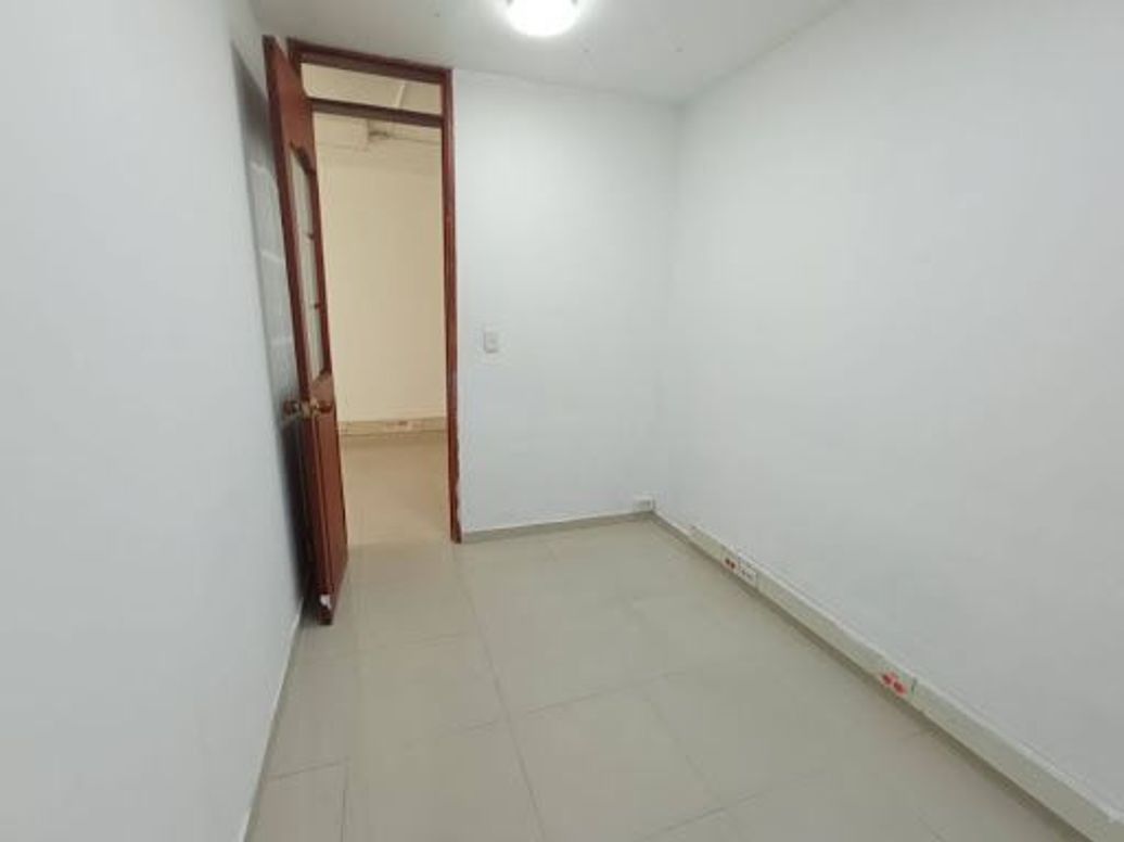 Casa de 20 alcobas en arriendo en San Luis, Bogotá, 598 m² · foto 3 de 20