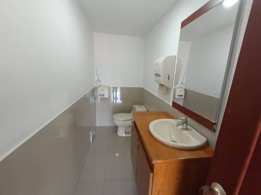 Casa de 20 alcobas en arriendo en San Luis, Bogotá, 598 m² · foto 15 de 20
