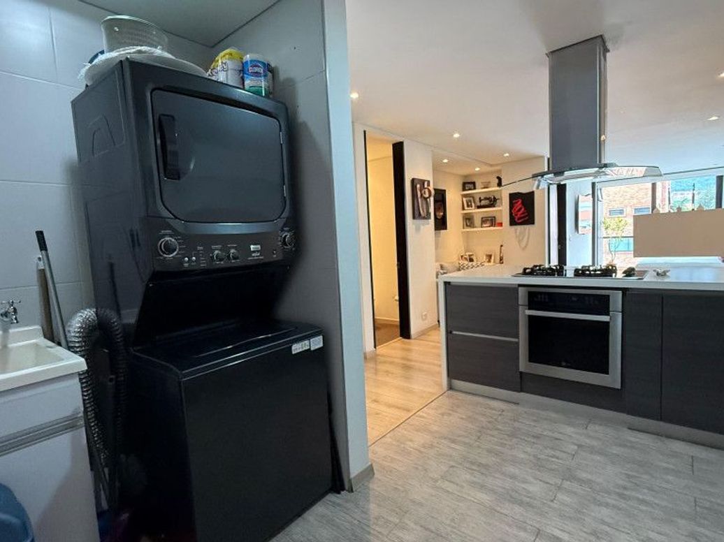 Apartamento en venta en Santa Barbara Occidental, Bogotá · foto 10 de 20