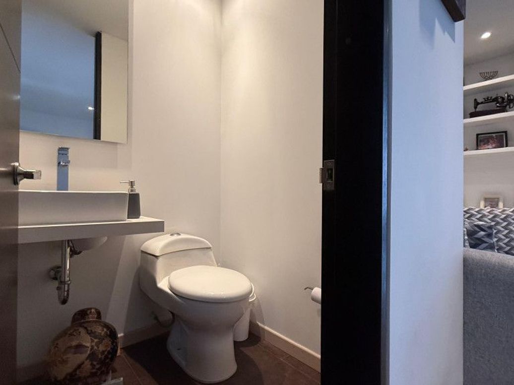 Apartamento en venta en Santa Barbara Occidental, Bogotá · foto 6 de 20