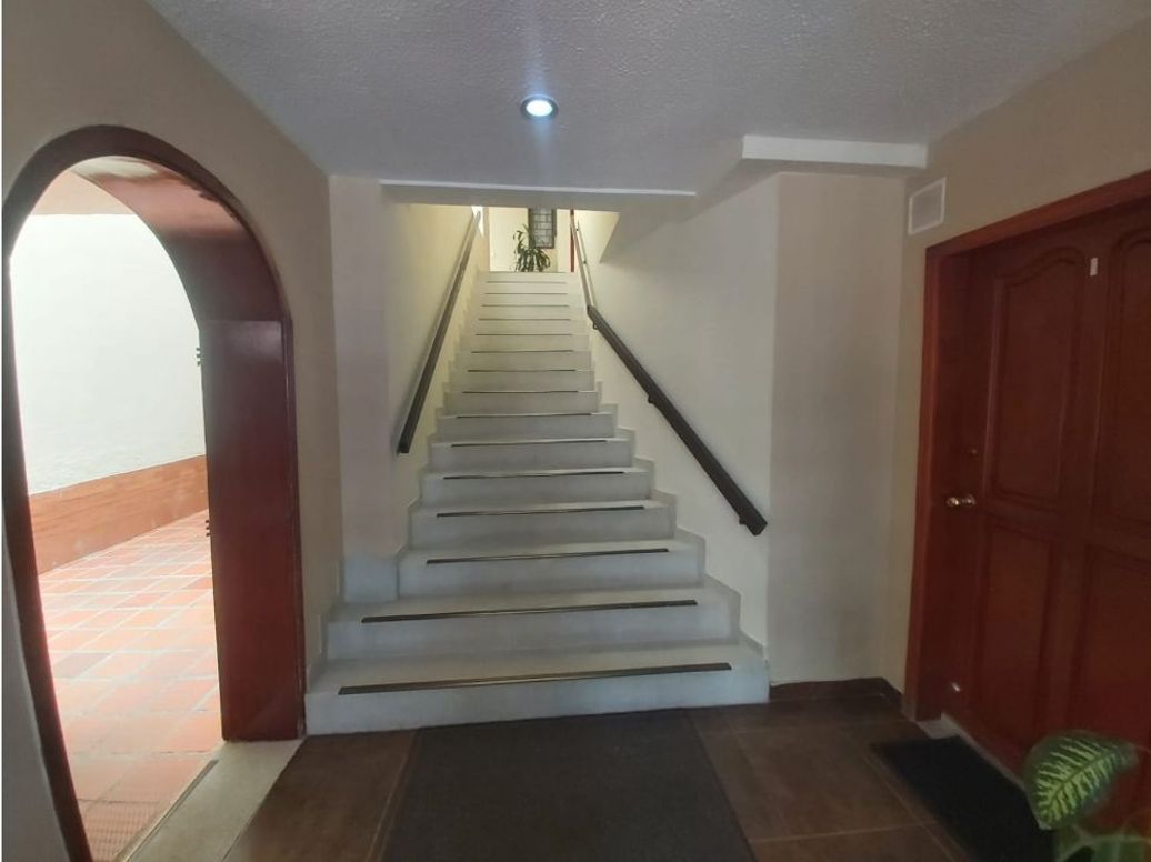 Apartamento de 3 alcobas en venta en La Castellana, Bogotá, 89 m² · foto 5 de 13